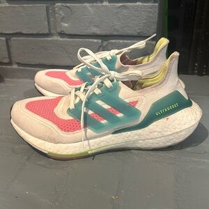 Adidas UltraBoost 21 Shoes Womens 7 White Tint Rose Tone 2021